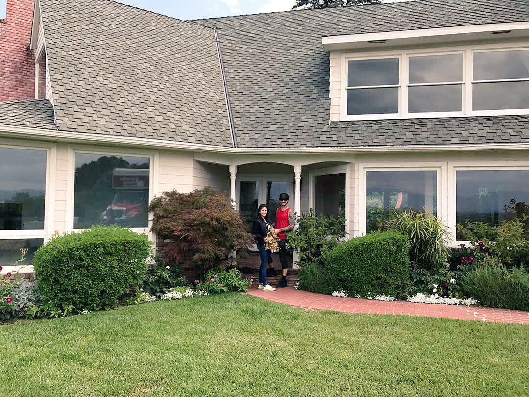 Porn Star and Bollywood Actress Sunny Leone's Bungalow inside look